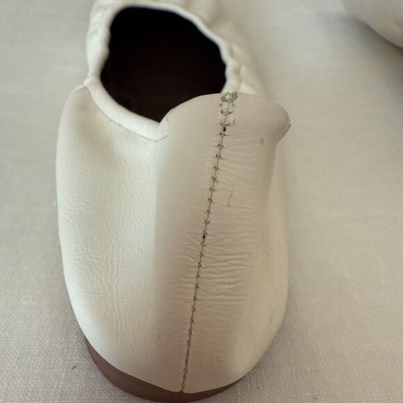 Reformation Cream Flats - Picture 2 of 6